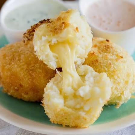 Papas rellenitas con queso